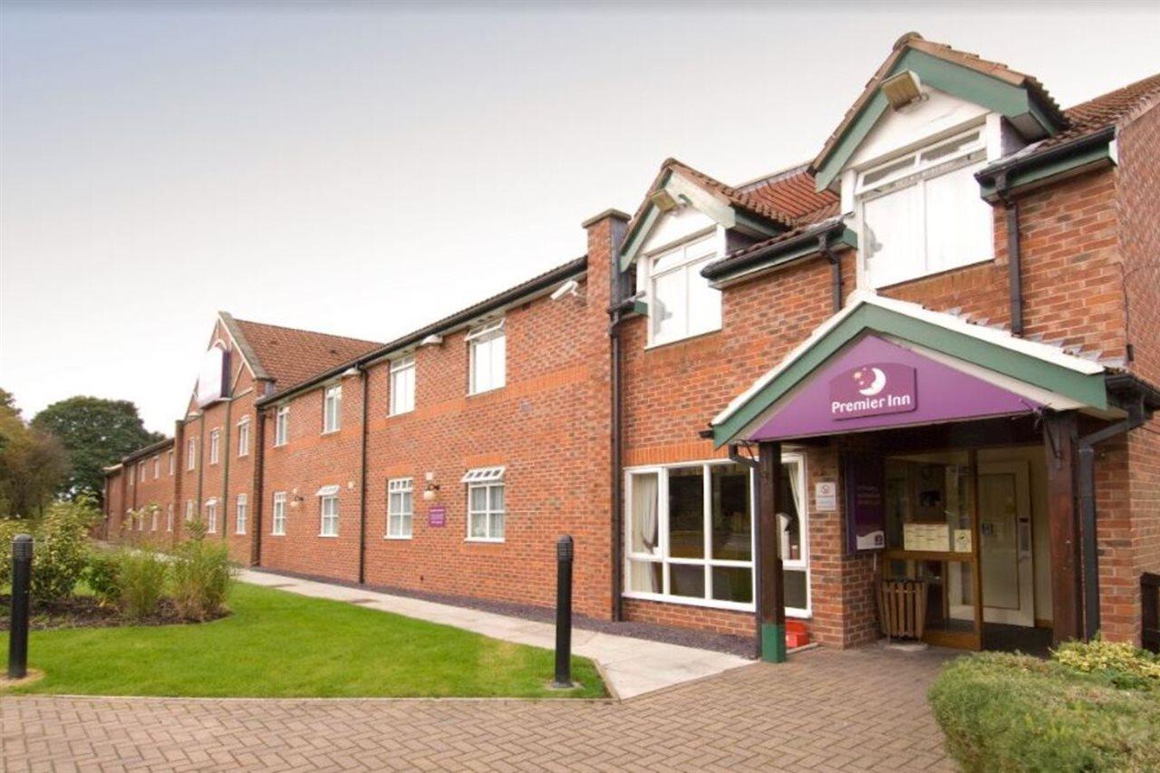Premier Inn Runcorn Exterior photo