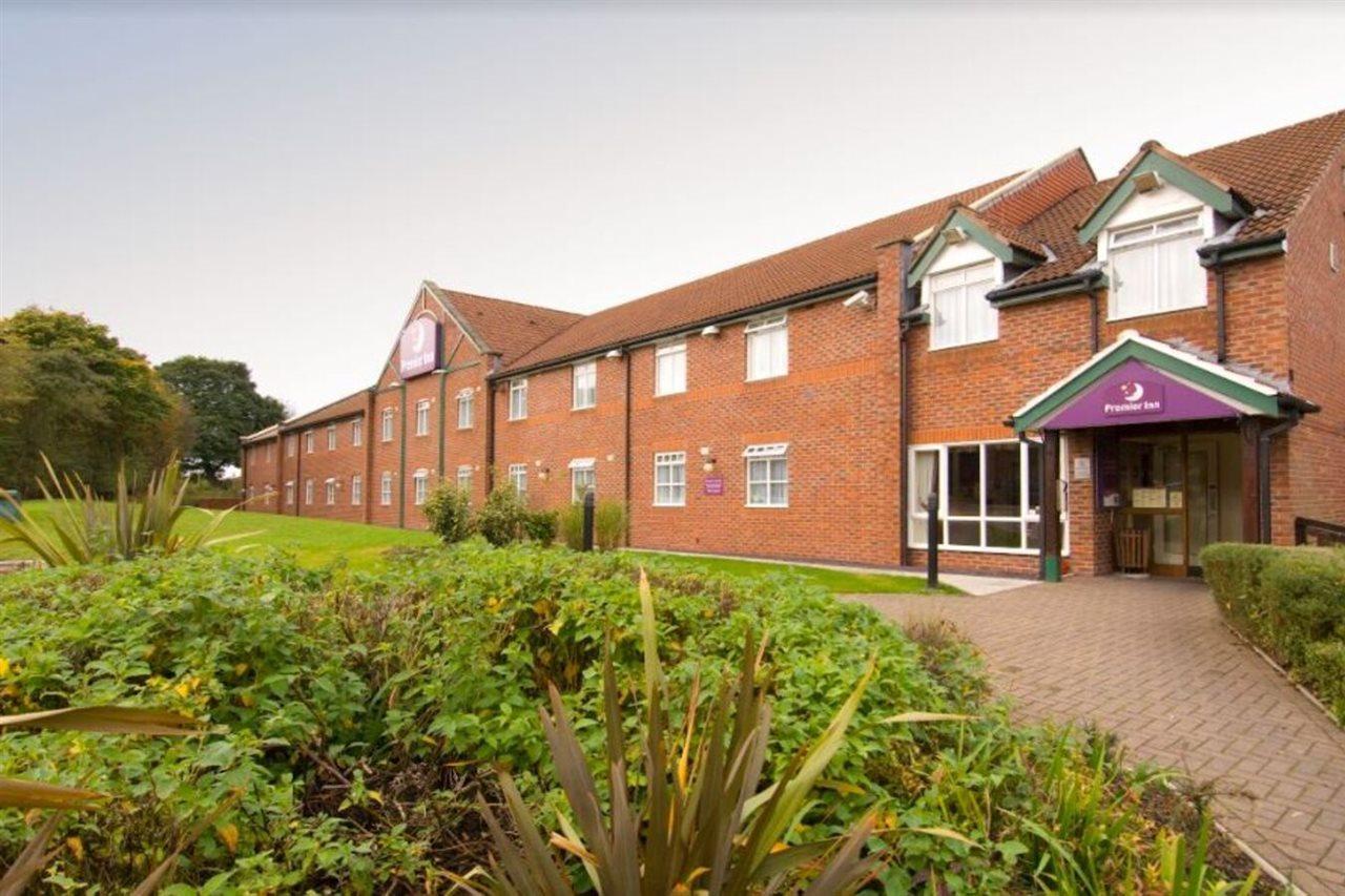 Premier Inn Runcorn Exterior photo