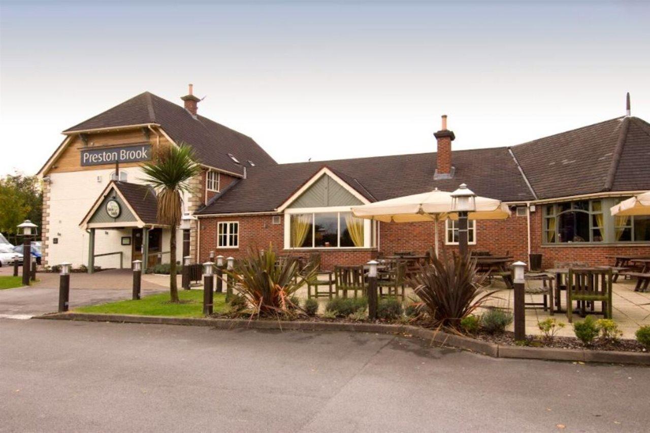 Premier Inn Runcorn Exterior photo