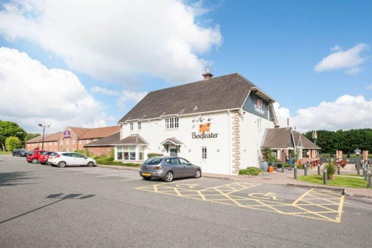 Premier Inn Runcorn Exterior photo